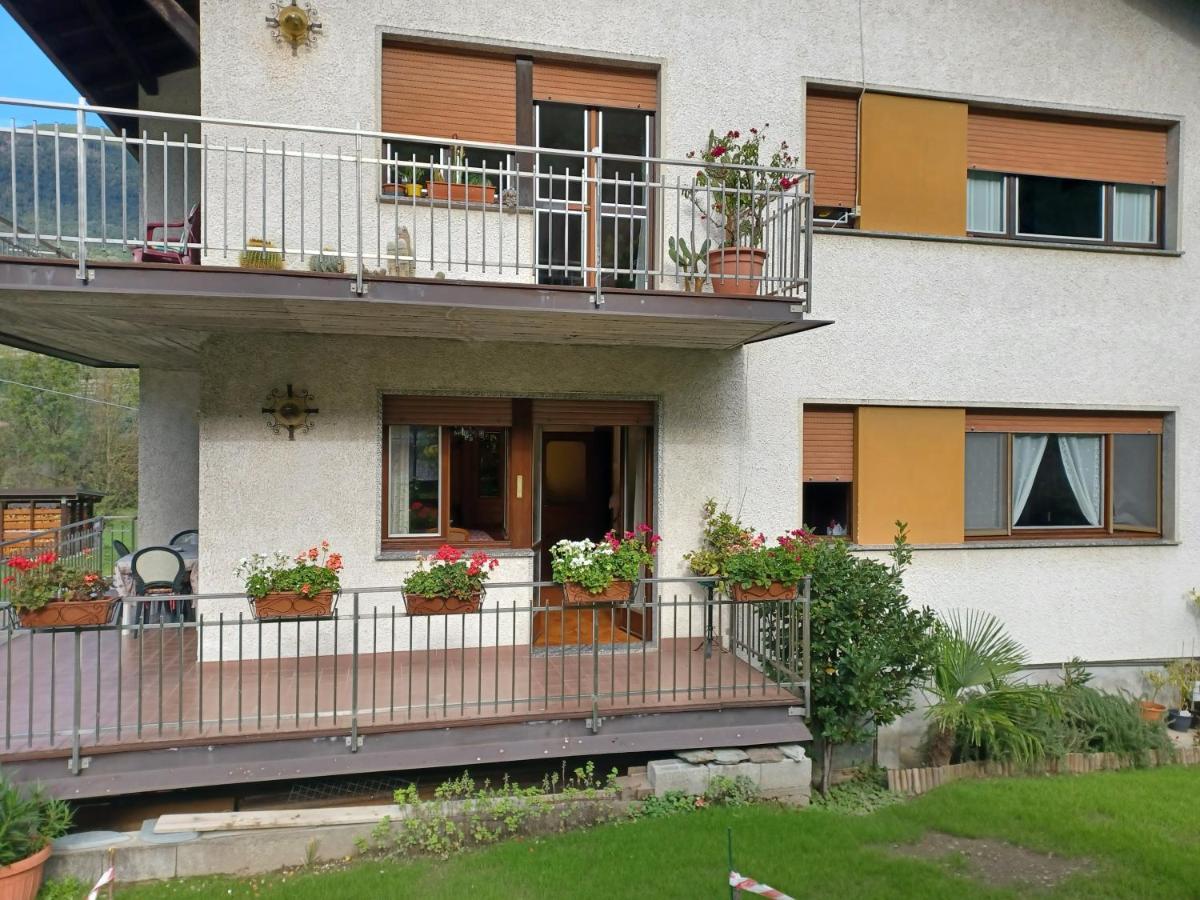 B & B Sentiero Valtellina Castello dell'Acqua 外观 照片
