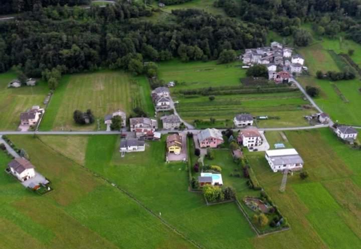 B & B Sentiero Valtellina Castello dell'Acqua 外观 照片